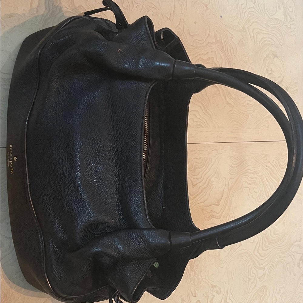 Kate Spade Elegant Black Shoulder Bag
